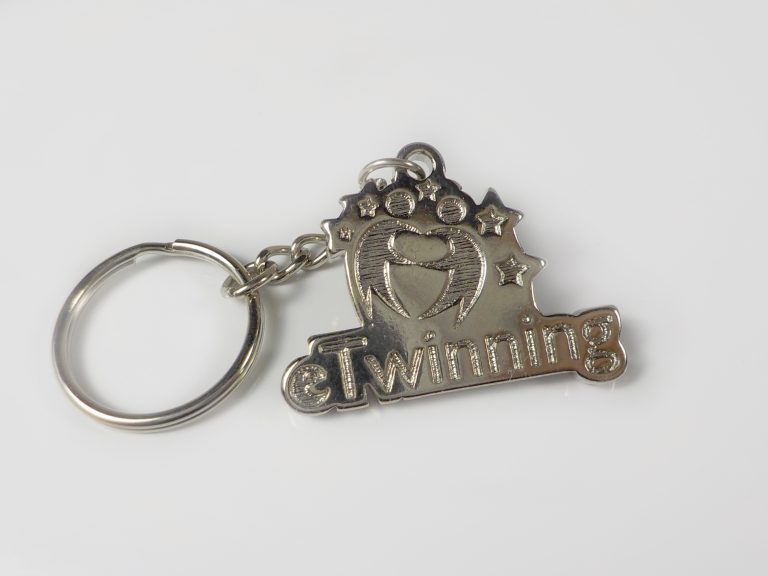 INDIVIDUAL-Keychain-072